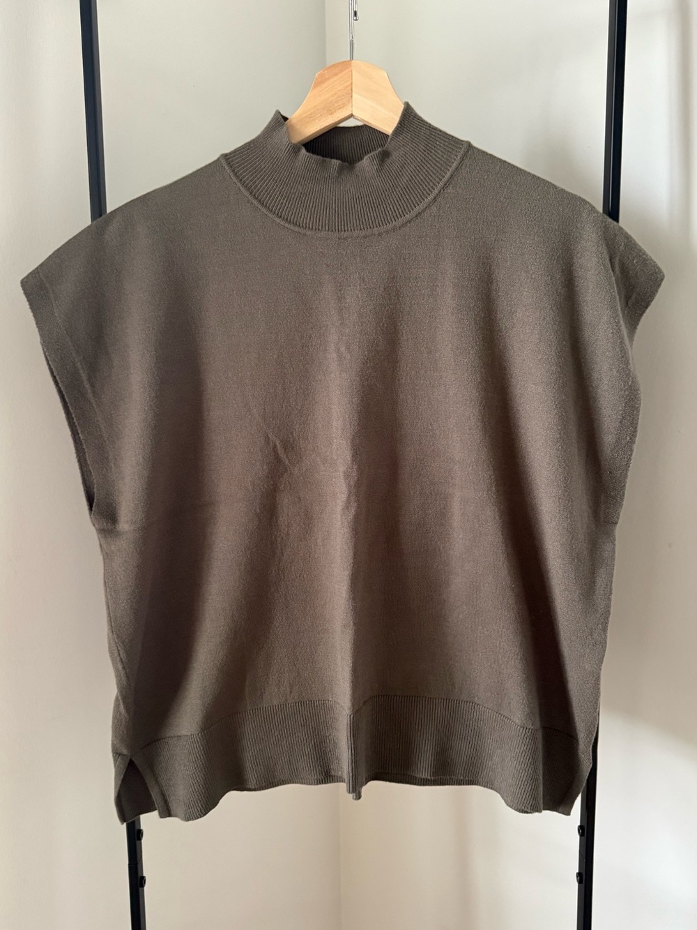 Women’s Max Studio London Mock Neck Top, size S